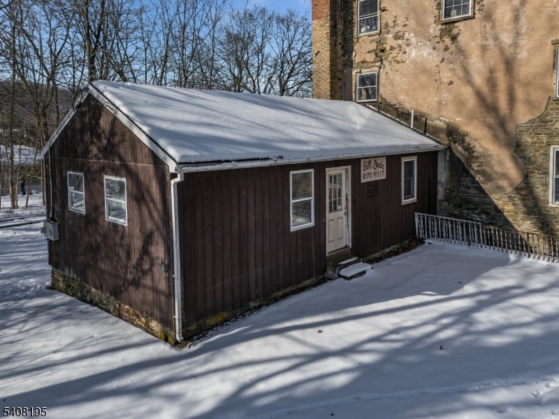 RIVERVIEWS - Residential