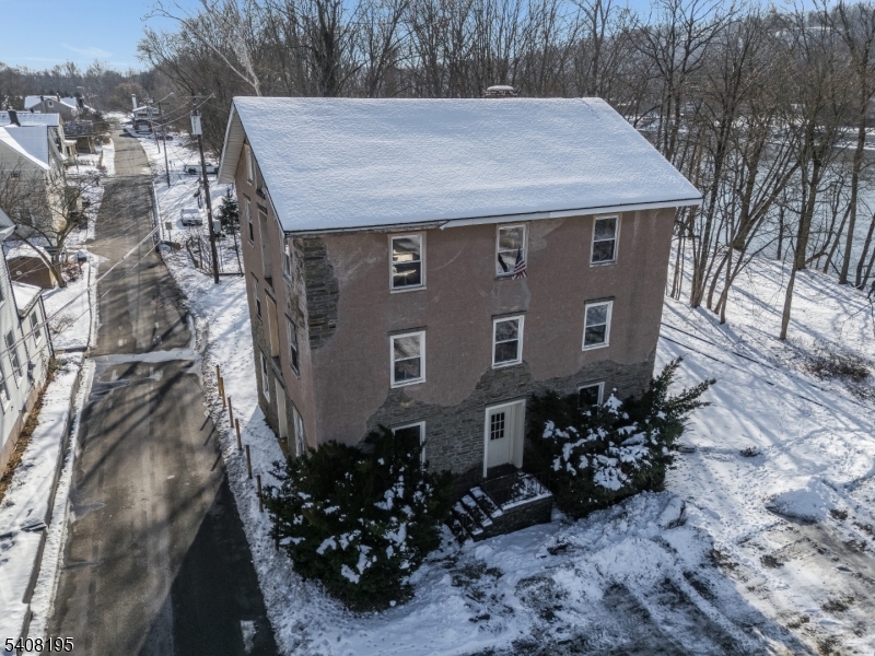 RIVERVIEWS - Residential