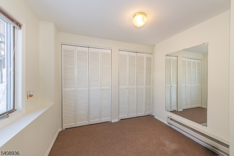 Cozy Lake - Residential