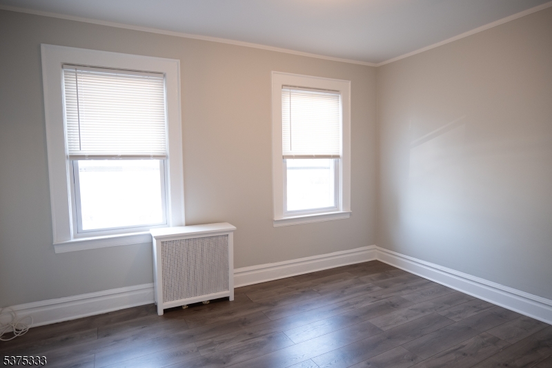 Montclair Twp., New Jersey 07042, United States, 2 Bedrooms Bedrooms, ,1 BathroomBathrooms,Residential,Active,213696