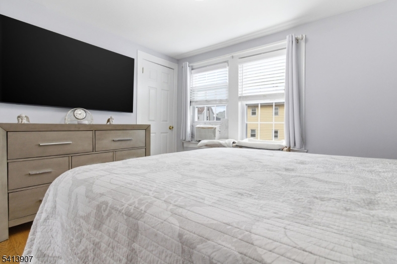 ELMORA - Residential