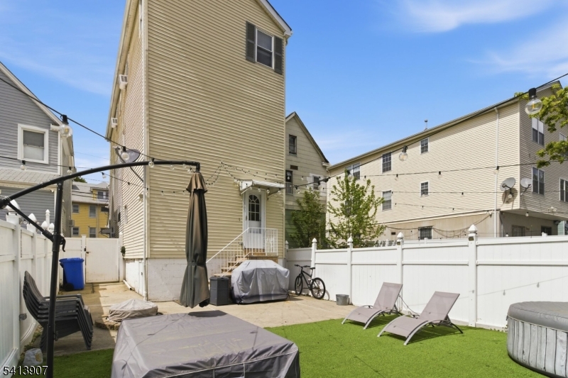 ELMORA - Residential