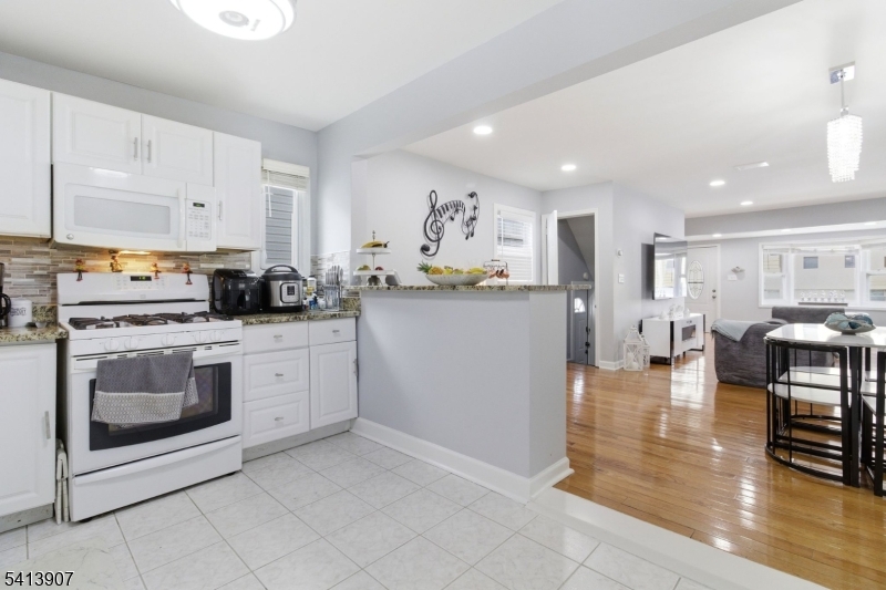 ELMORA - Residential