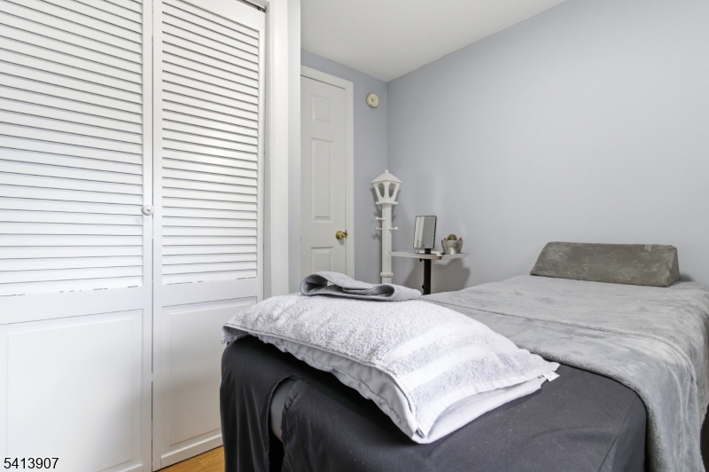 ELMORA - Residential