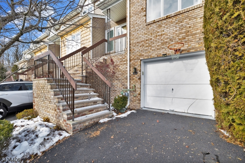 Skyview Heights - Residential Lease