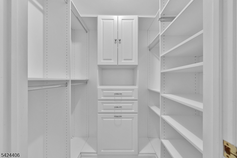 Skyview Heights - Residential Lease