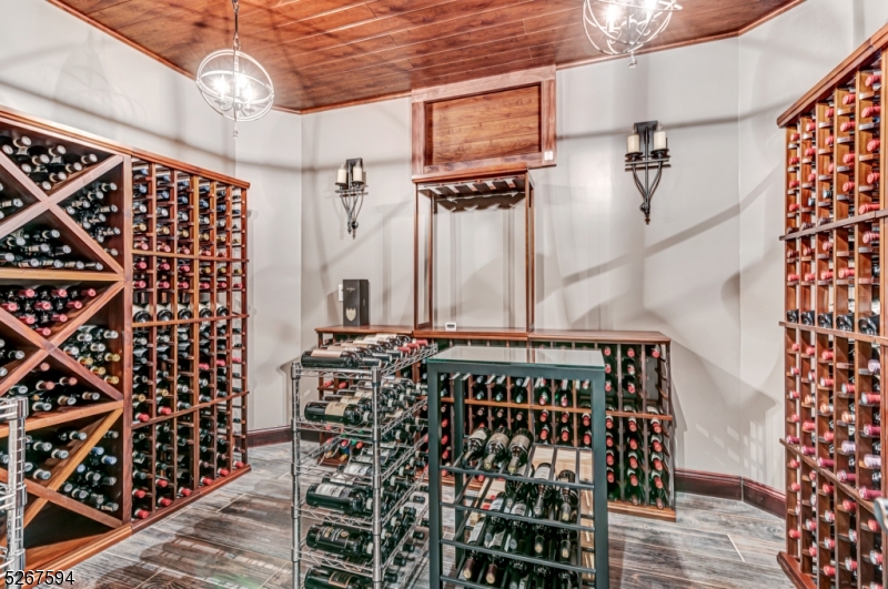 Shady Brook Farm - Residential