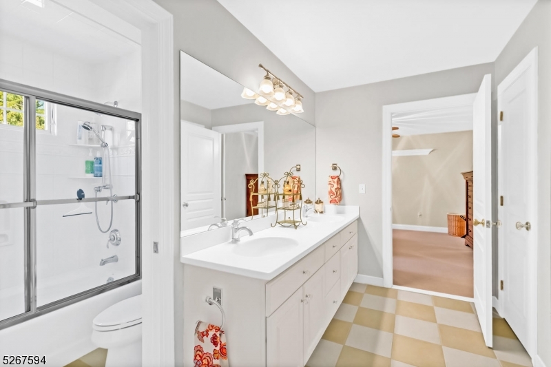 Shady Brook Farm - Residential