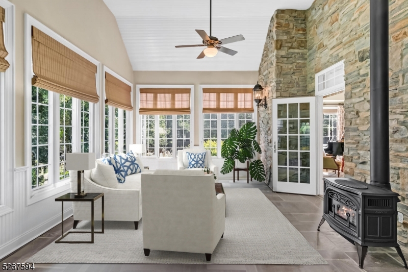 Shady Brook Farm - Residential