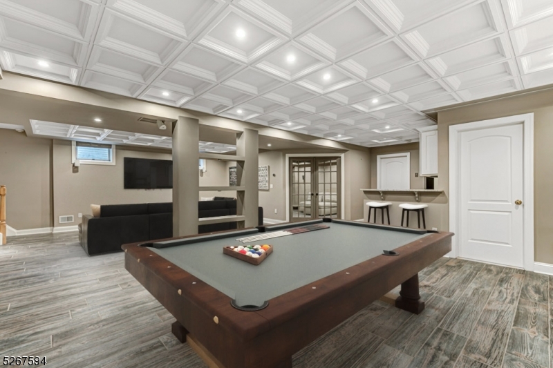 Shady Brook Farm - Residential