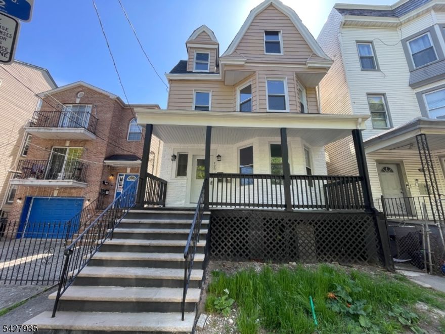 Renovated 3rd floor studio apartment with small bonus room and kitchen. Under 5 minutes to public transportation and downtown Newark, within 10 minutes of major highways and within 15 minutes of Newark airport. Tenant pays electric only. Small pets incur a $50/month pet fee along with a $200 deposit. First month's rent, 1 month security deposit, and background check required.