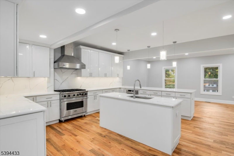 Llewellyn Park - Residential