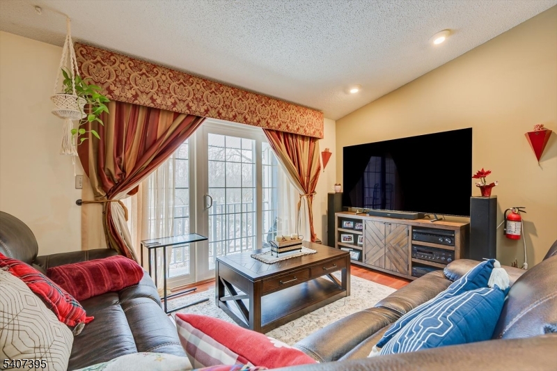 Society Hill - Residential