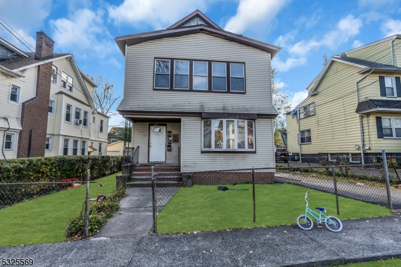 68 Grumman Ave