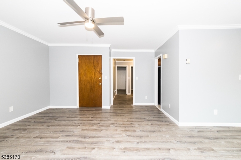 East Orange City, New Jersey 07017, United States, 2 Bedrooms Bedrooms, ,2 BathroomsBathrooms,Residential,Active,230698