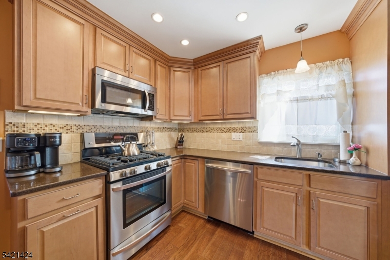 Cedar Knolls - Residential