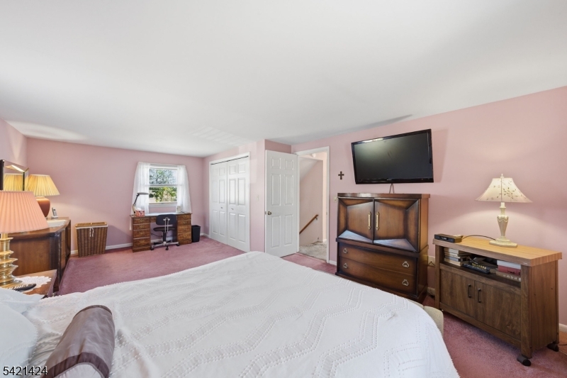 Cedar Knolls - Residential