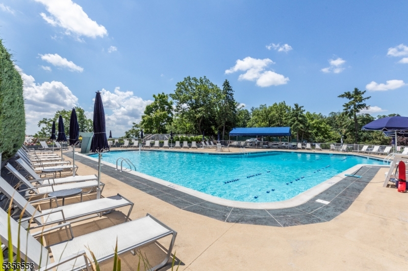 CLARIDGE HOUSE - Residential