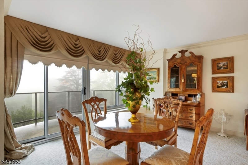 CLARIDGE HOUSE - Residential