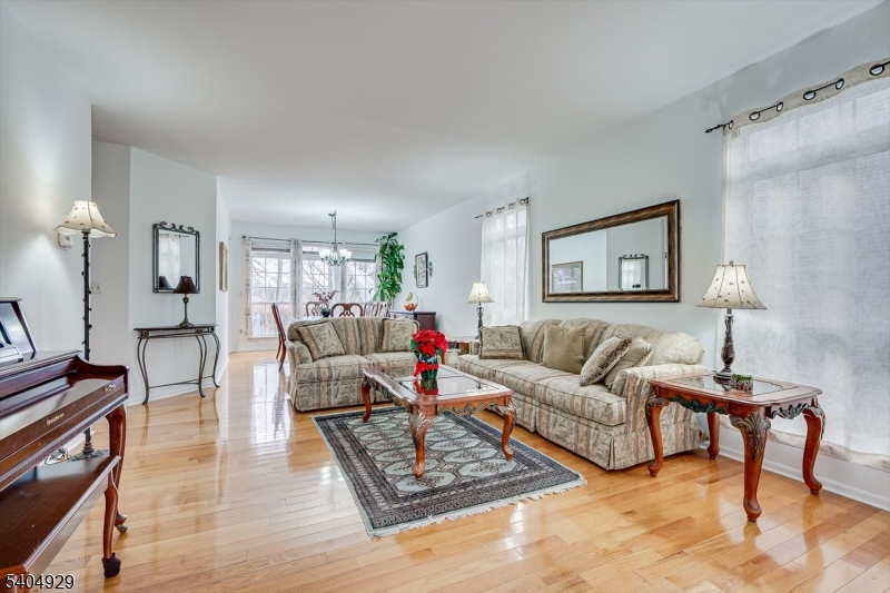 Nob Hill - Residential