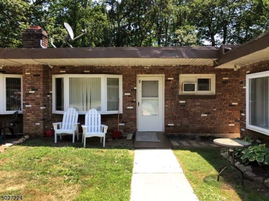 Heat and Hot Water Included, Freshly Painted and  New Carpets installed, Laundry on Site, Access to New Jersey's Largest Lake and Nearby Playground with Tennis and Basketball courts.