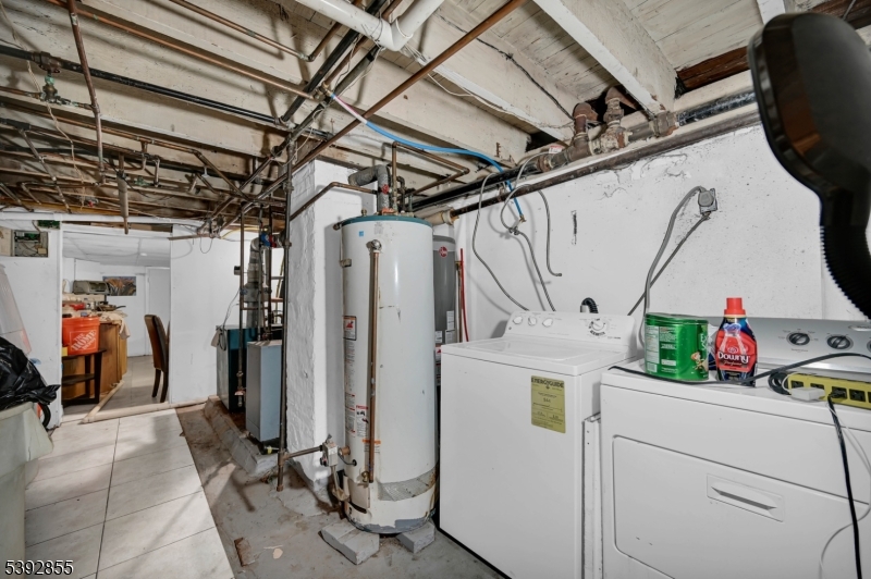 New Brunswick City, New Jersey 08901, United States, 5 Bedrooms Bedrooms, ,4 BathroomsBathrooms,Residential,Coming Soon,232070