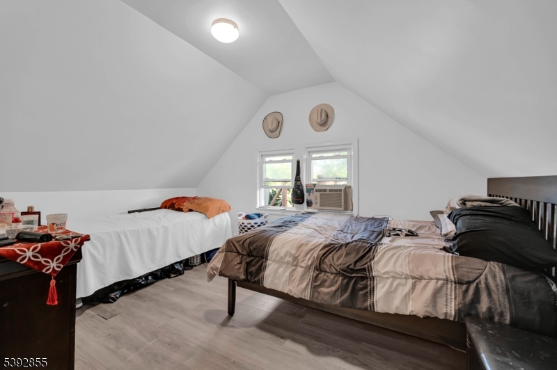 New Brunswick City, New Jersey 08901, United States, 5 Bedrooms Bedrooms, ,4 BathroomsBathrooms,Residential,Coming Soon,232070