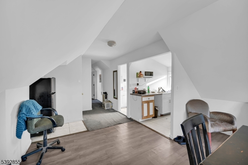 New Brunswick City, New Jersey 08901, United States, 5 Bedrooms Bedrooms, ,4 BathroomsBathrooms,Residential,Coming Soon,232070