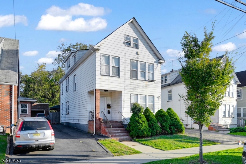 New Brunswick City, New Jersey 08901, United States, 5 Bedrooms Bedrooms, ,4 BathroomsBathrooms,Residential,Coming Soon,232070