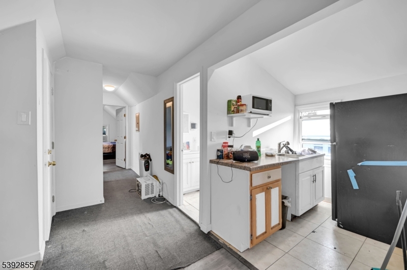 New Brunswick City, New Jersey 08901, United States, 5 Bedrooms Bedrooms, ,4 BathroomsBathrooms,Residential,Coming Soon,232070