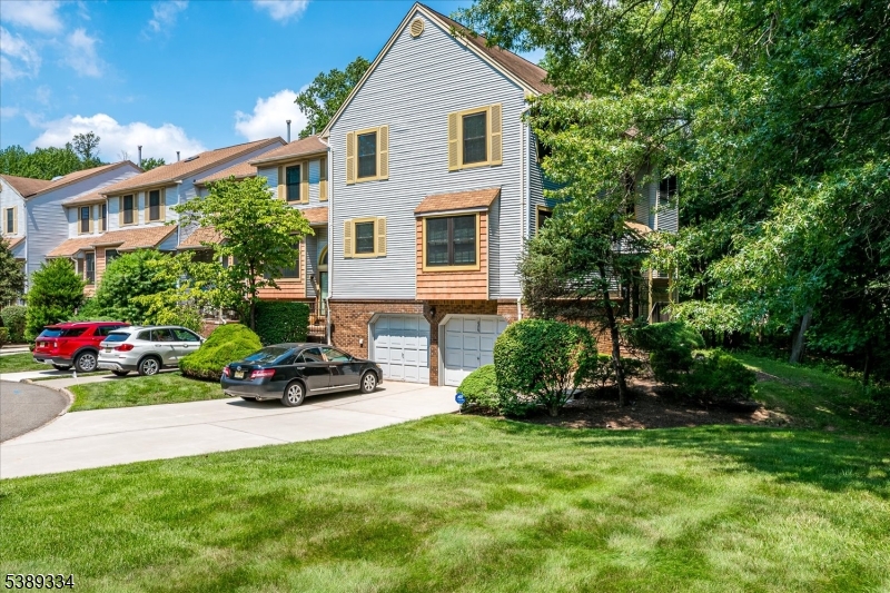 The Grande Woods - Residential