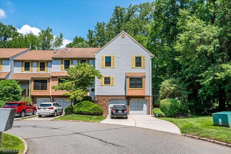 The Grande Woods - Residential