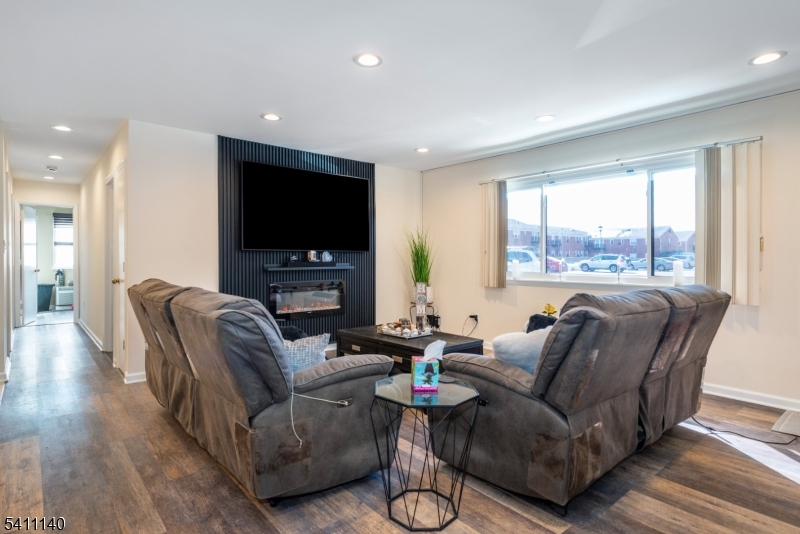 Bellevile - Residential