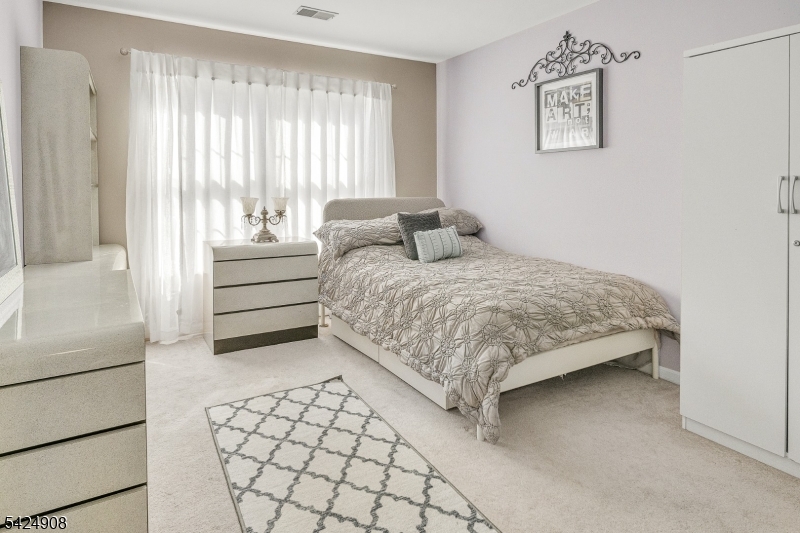 Montville Chase - Residential