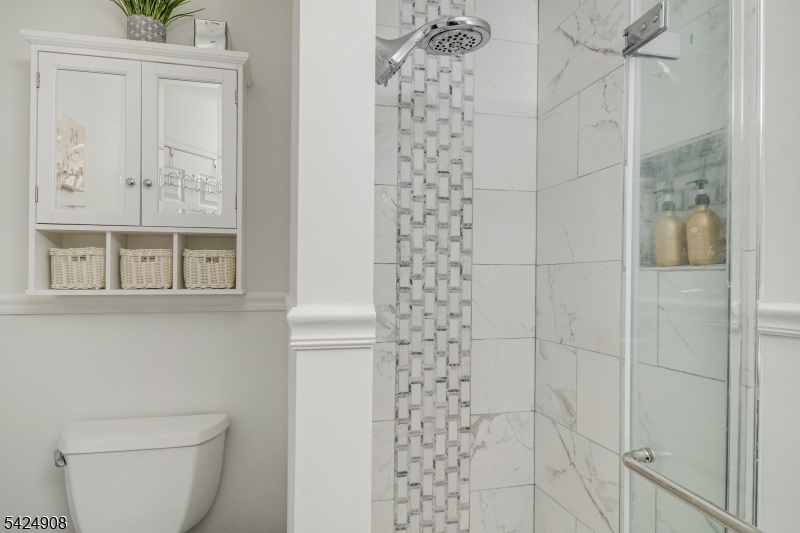 Montville Chase - Residential