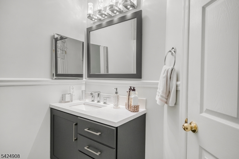 Montville Chase - Residential