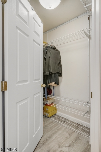 Montville Chase - Residential