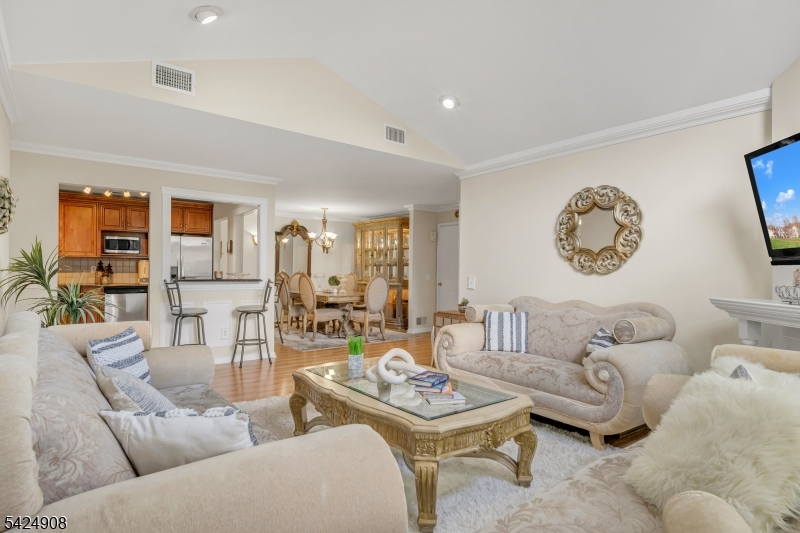 Montville Chase - Residential