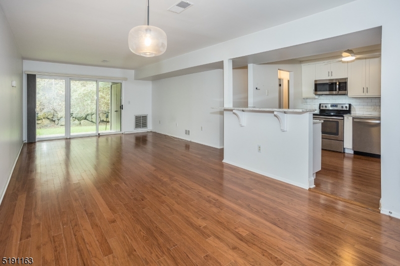 South Green I - Residential Lease