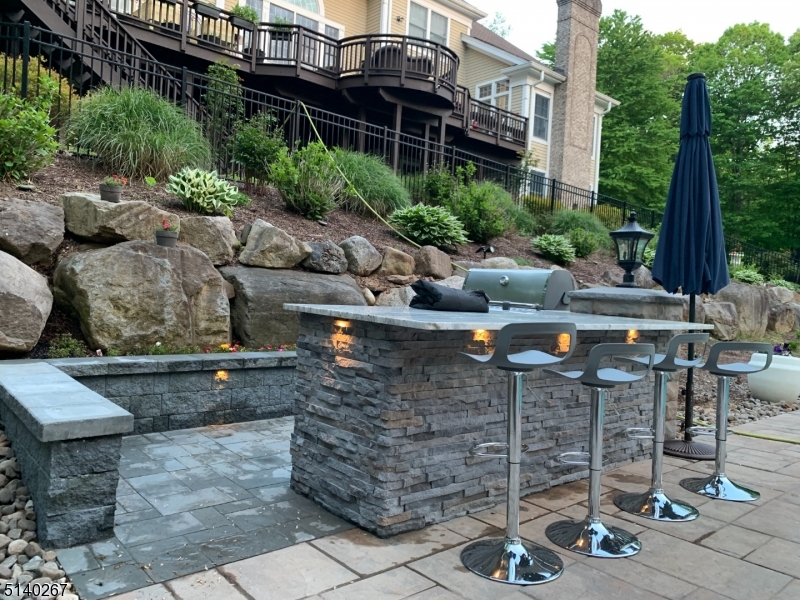 Charlotte Hill - Residential