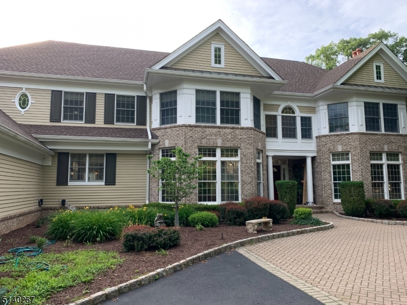 Charlotte Hill - Residential