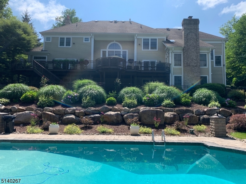 Charlotte Hill - Residential