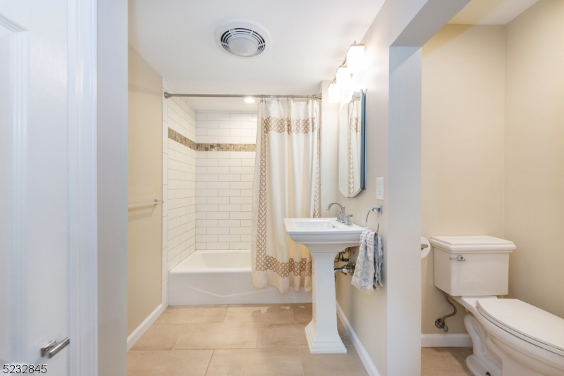 Indian Lake - Residential