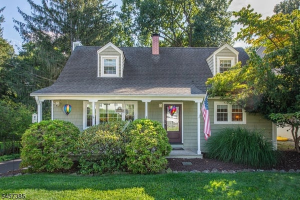 48 ONEIDA AVE, OAKLAND, NJ 07436 - Image a6f9bbd9924e98ea2b39ffc0e56f1852/3174216983