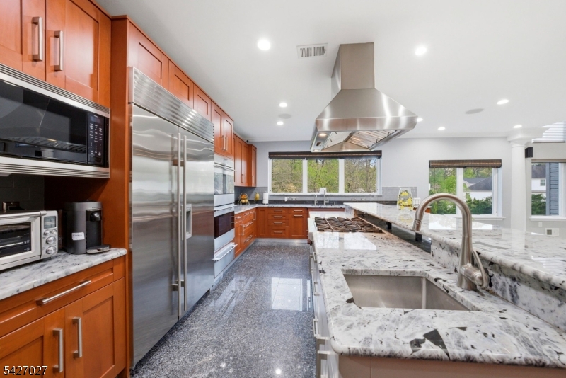 RIDGEWOOD ESTATES - Residential