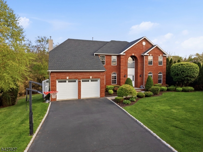 RIDGEWOOD ESTATES - Residential