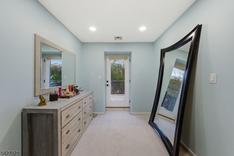 RIDGEWOOD ESTATES - Residential