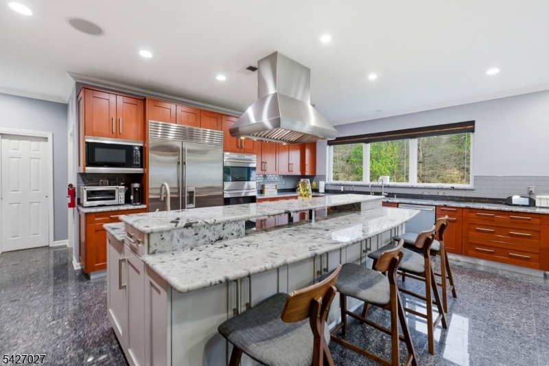 RIDGEWOOD ESTATES - Residential