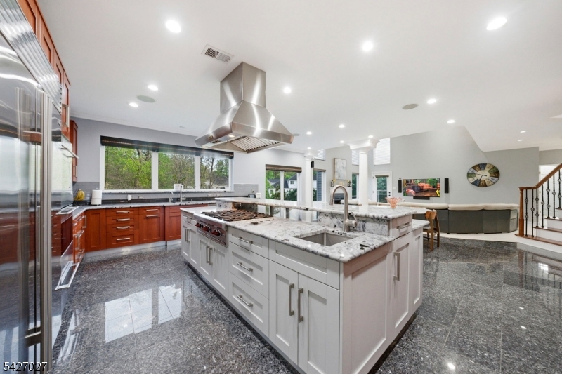 RIDGEWOOD ESTATES - Residential