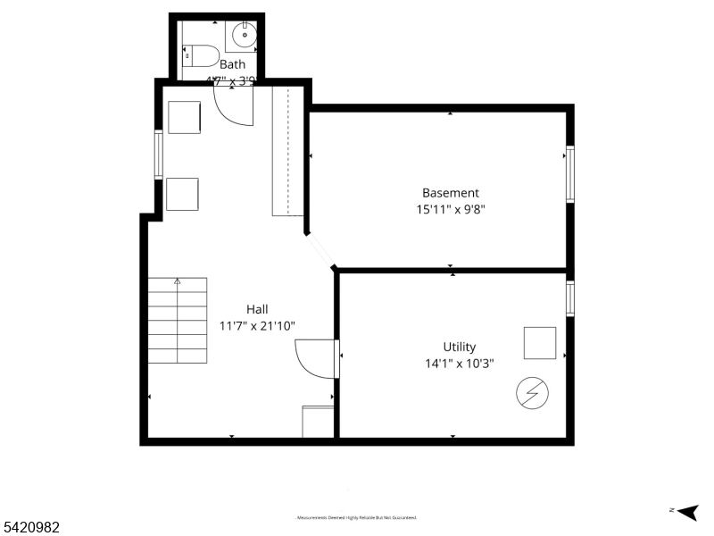 Main image without alt text